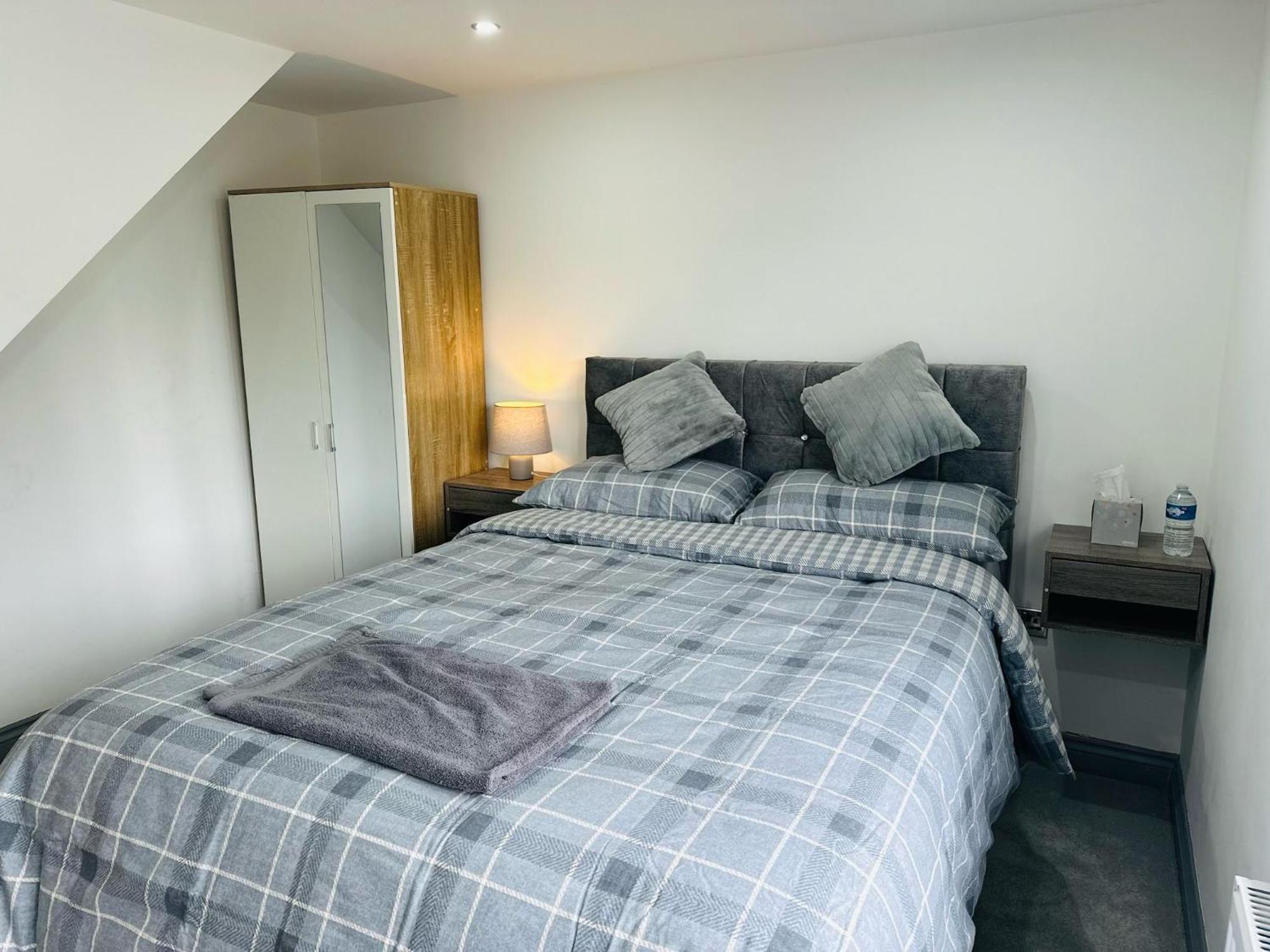 Perfect Stay Near Manchester Airport Wythenshawe Room photo